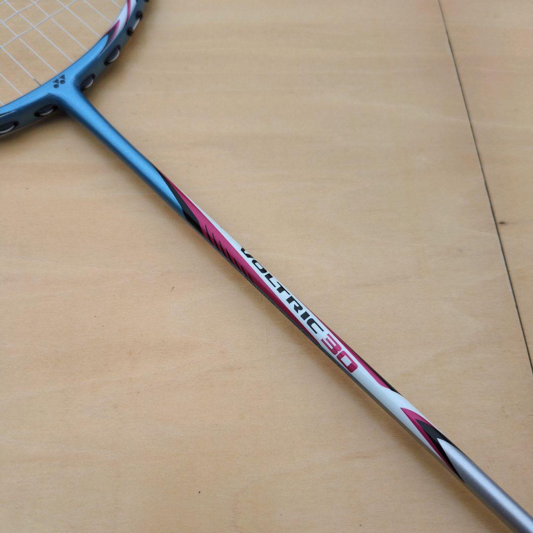 YONEX ボルトリック30 バドミントン ラケット