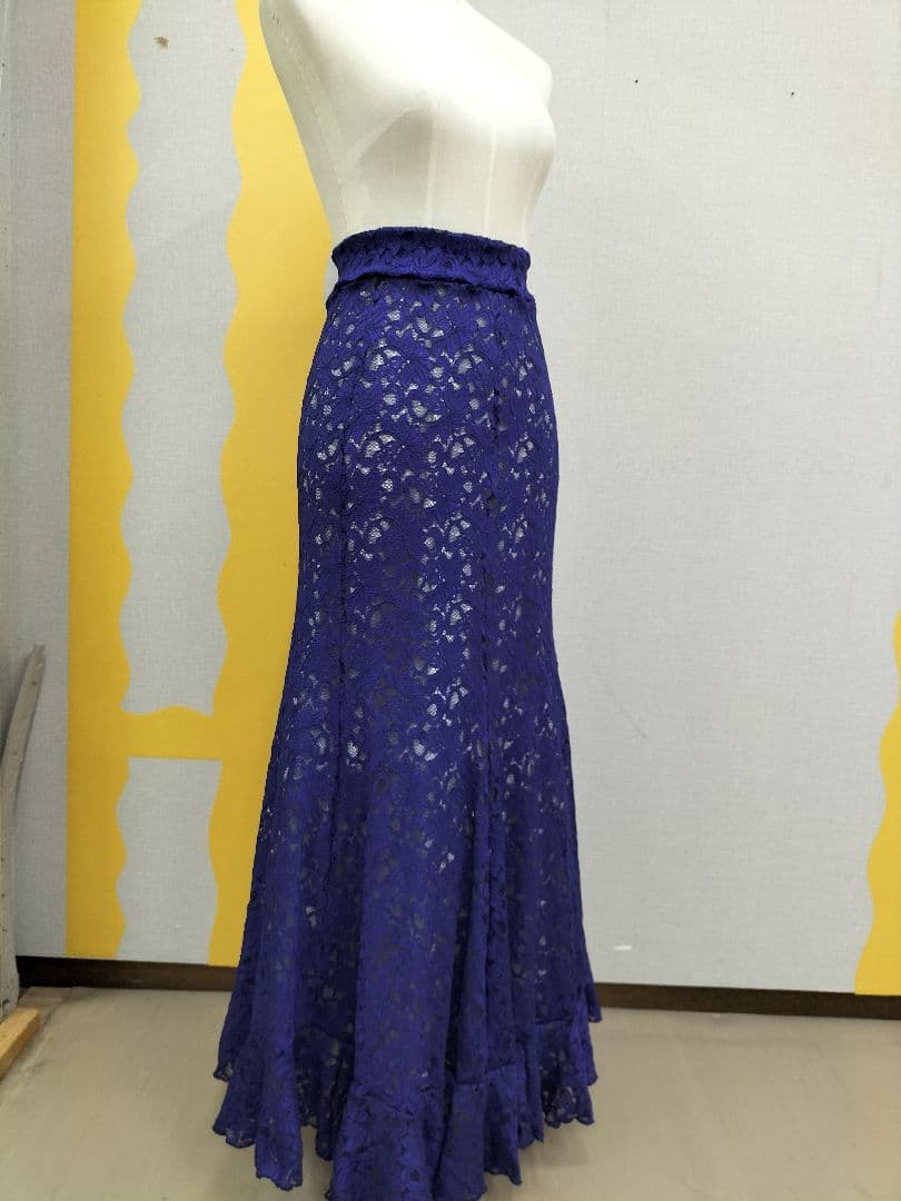 フラメンコスカート　青レース生地のみ販売か