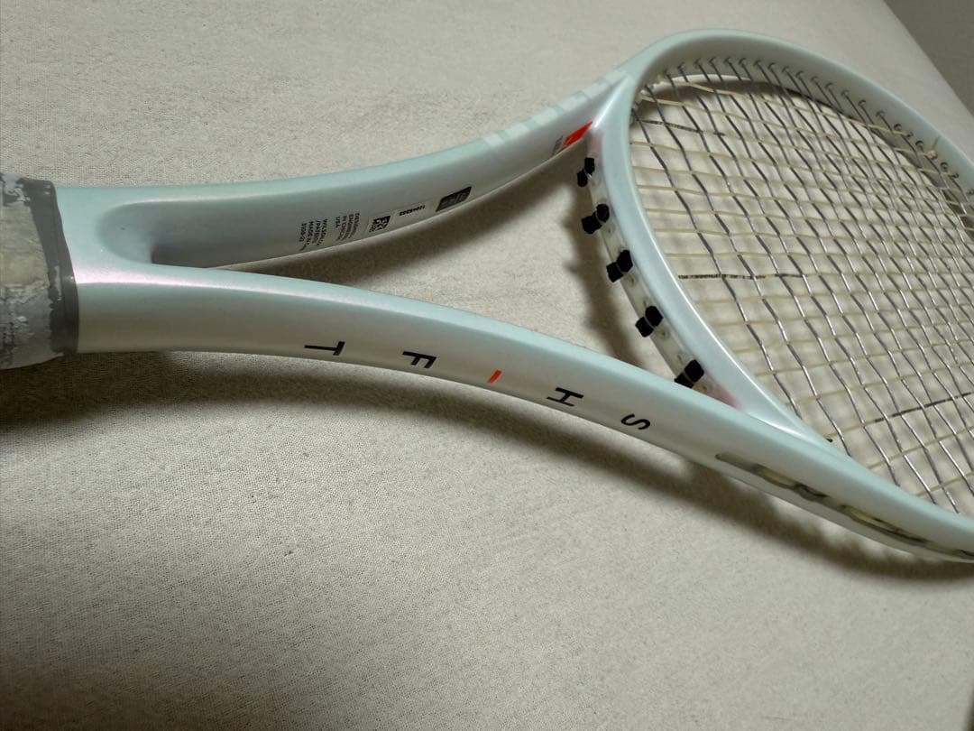 美品 Wilson SHIFT 99 PRO V1.0 G3 テニスラケット