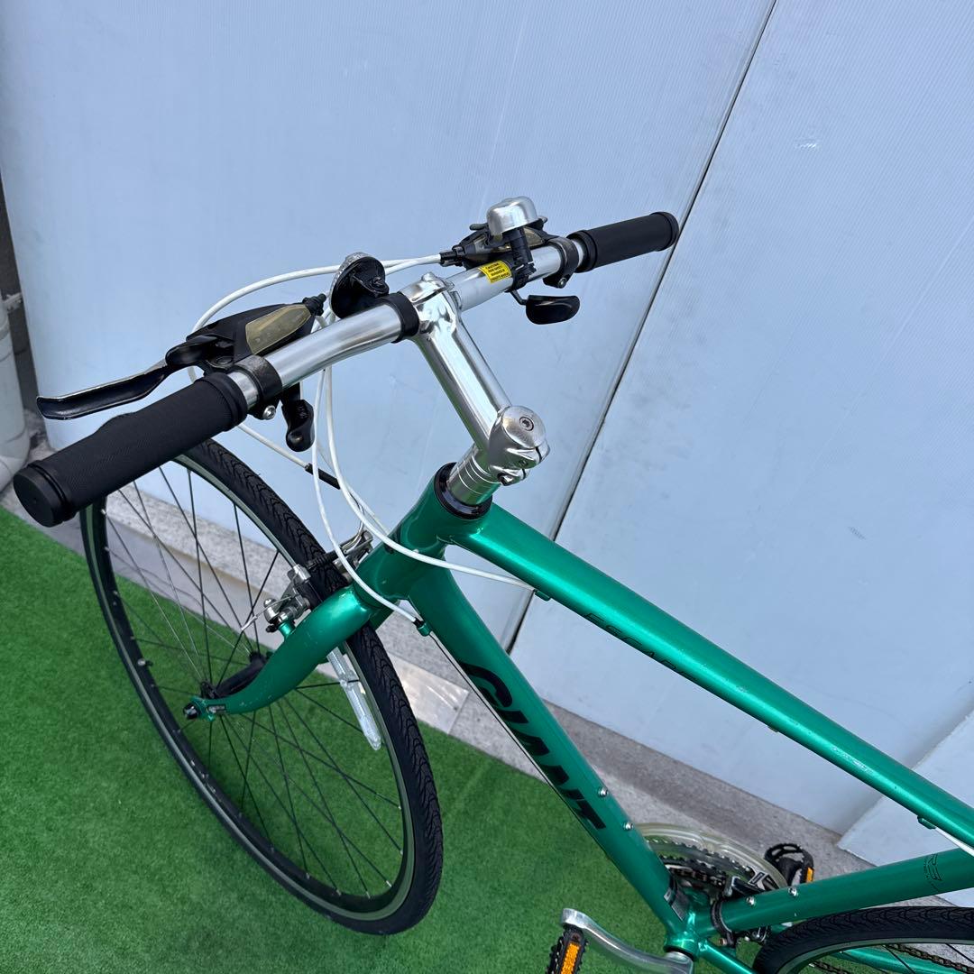 GIANT クロスバイク Mサイズ