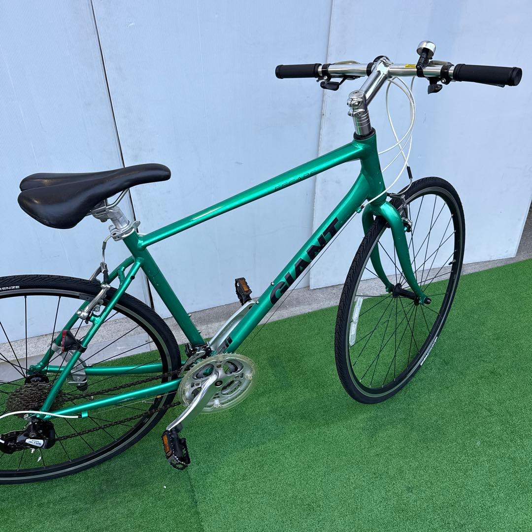 GIANT クロスバイク Mサイズ