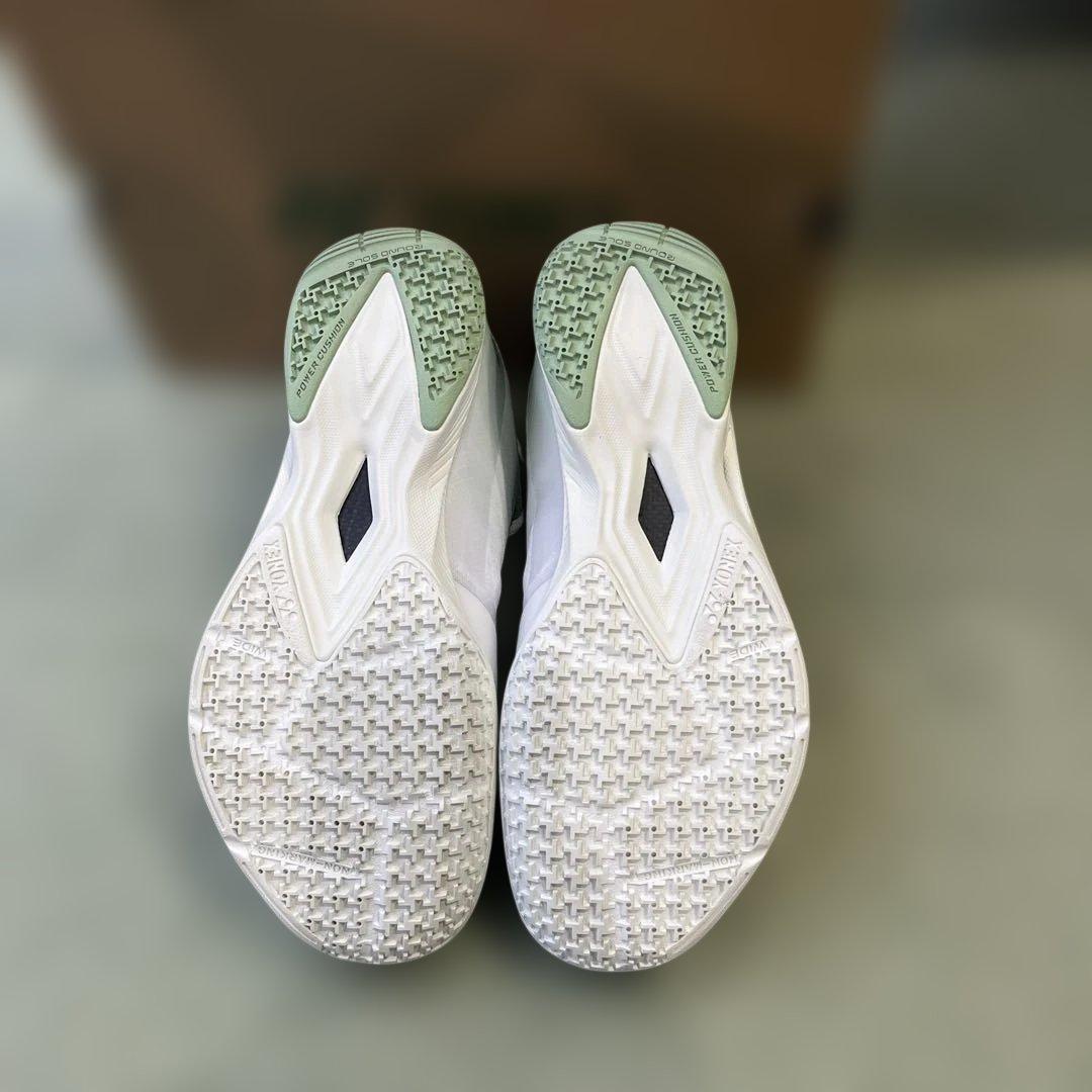 【着用1回】パワークッションエアラスＺワイド28.0