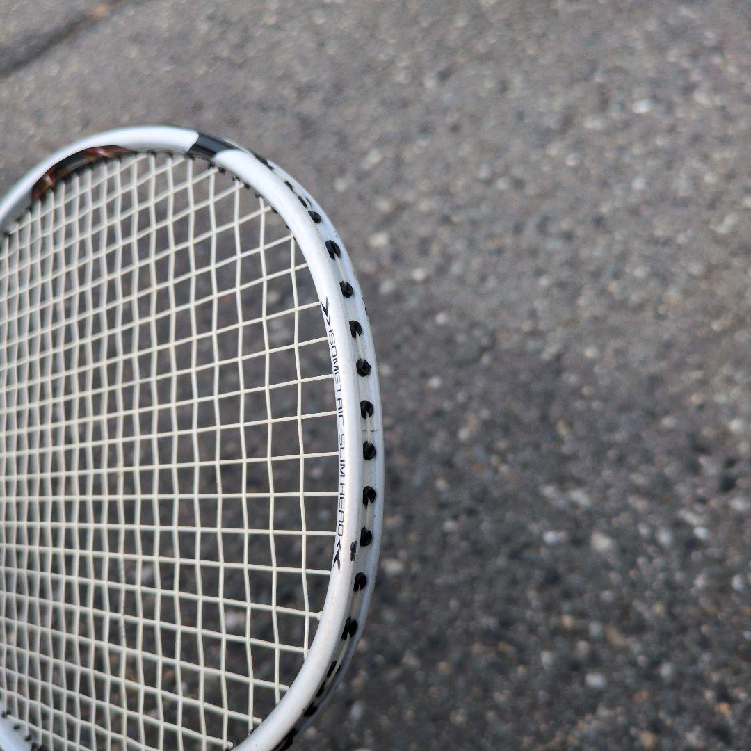 【美品】 YONEX ARCSABER 8 DXバドミントンラケット