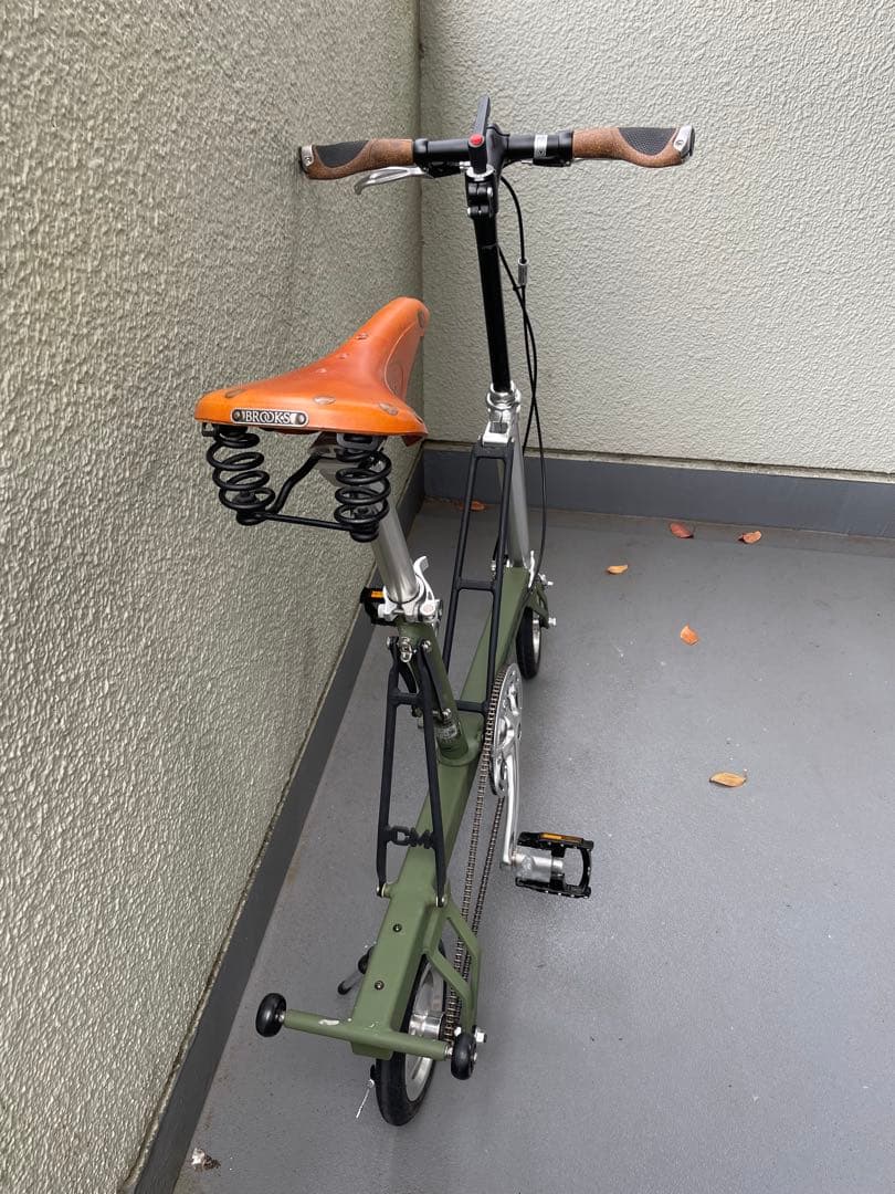 キャリーミーカスタム 特注カドワキコーティング&ロゴ　 ノーパンクタイヤ仕様