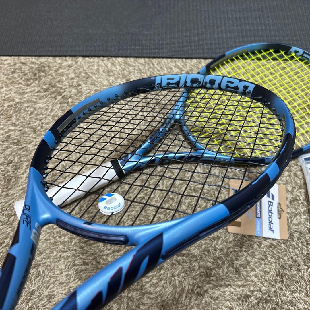 美品　バボラpure drive100 G2 2本セット&ガット&グロメット付き