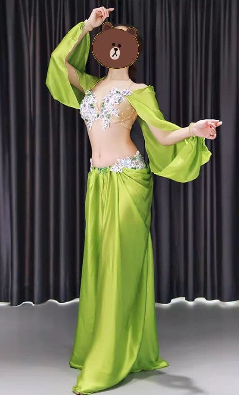 ベリーダンス衣装　上下セットグリーン サテン オリエンタル　オーダーメイド