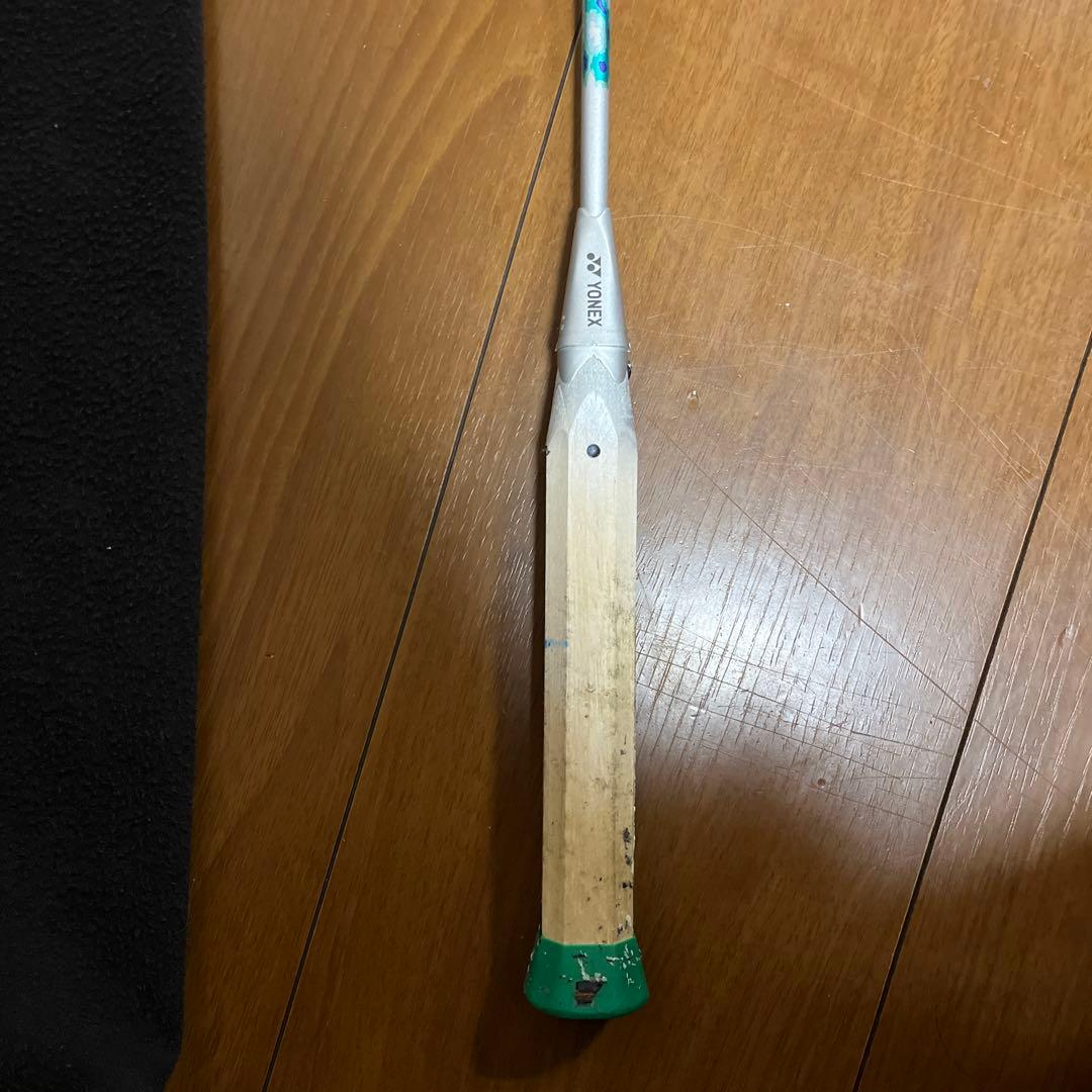 バドミントンラケット　ナノフレア300