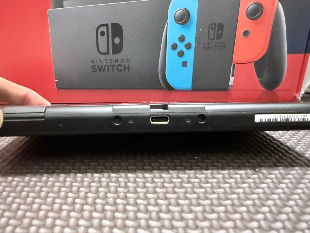 Nintendo Switch ネオンブルー/ネオンレッド 本体　おまけ付き
