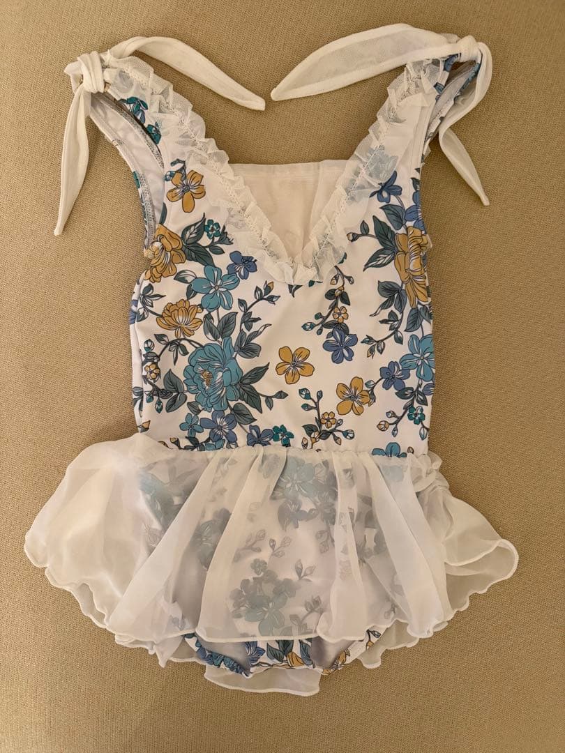 stina レオタード　kids S with skirt （110-120）