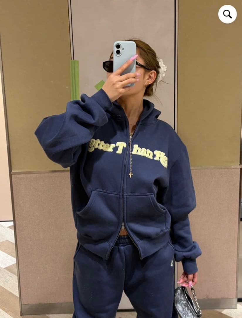 HTH ジップパーカー