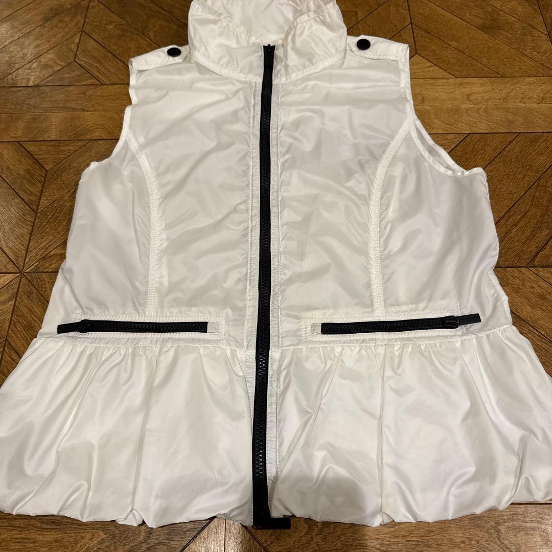BURBERRY GOLF フリルベスト サイズ3
