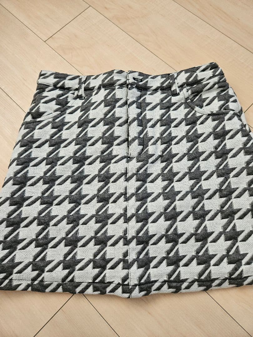 キスオンザグリーン　ベスト＋スカートセットアップ　Lサイズ