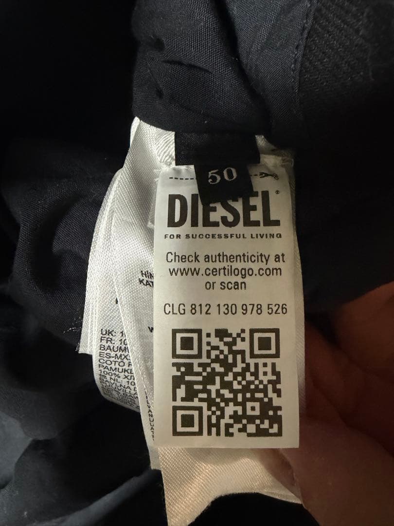 DIESEL ブラック ジップアップジャケット