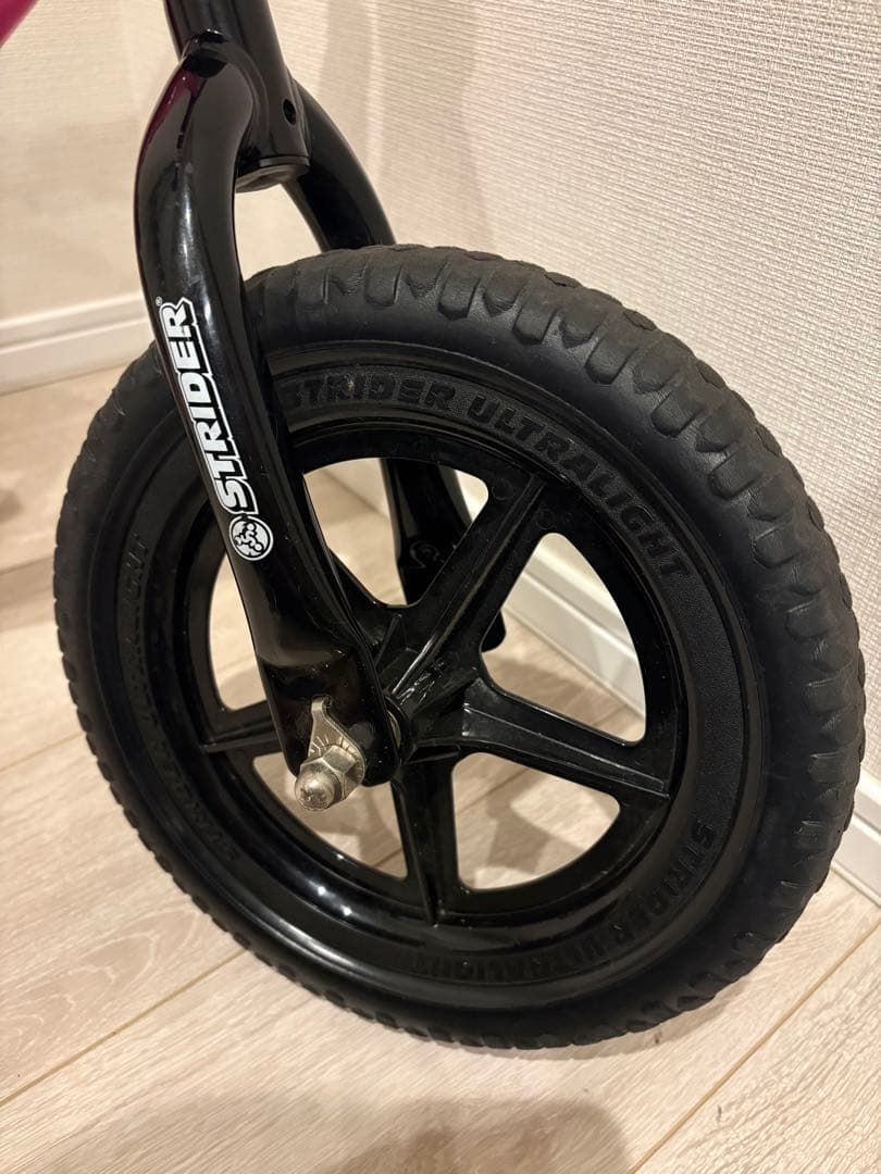 STRIDER バランスバイク ピンク　12インチ　ストライダースポーツモデル