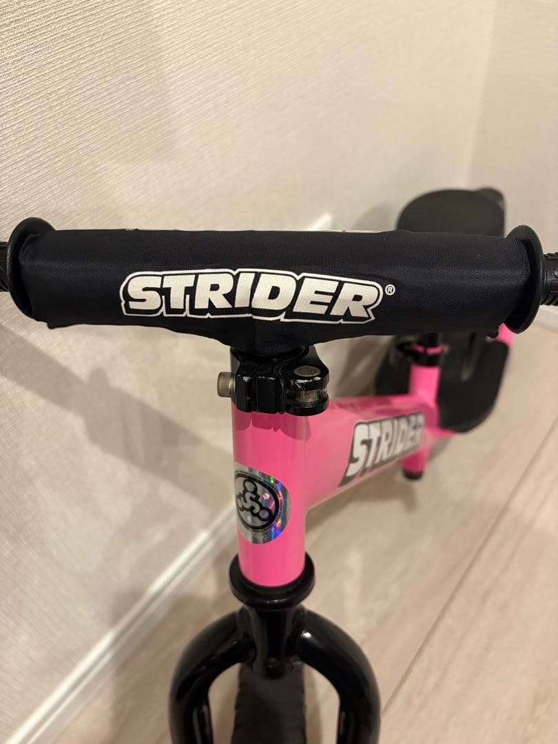 STRIDER バランスバイク ピンク　12インチ　ストライダースポーツモデル
