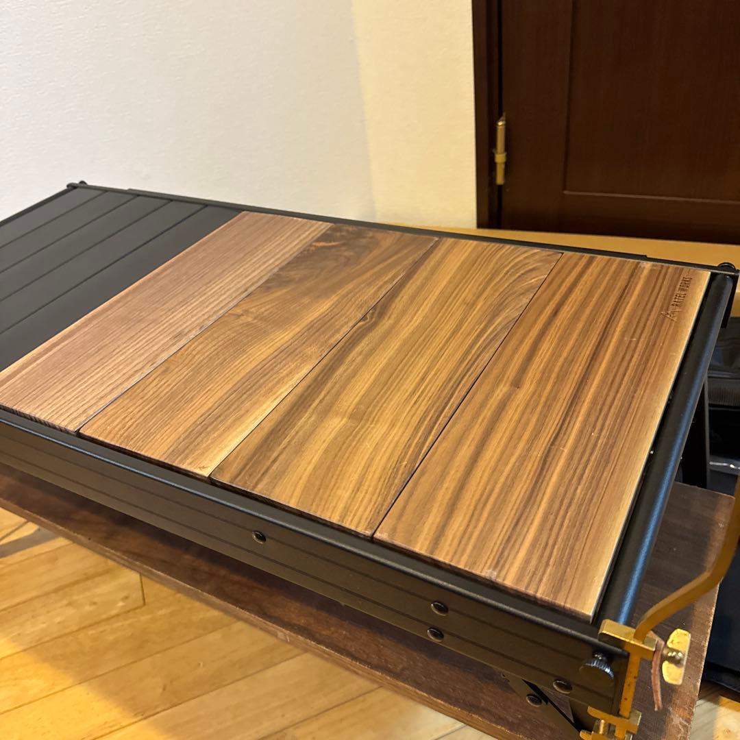 ラーテルワークス ウッドパネルテーブル アンダーラック ライトスタンド付き