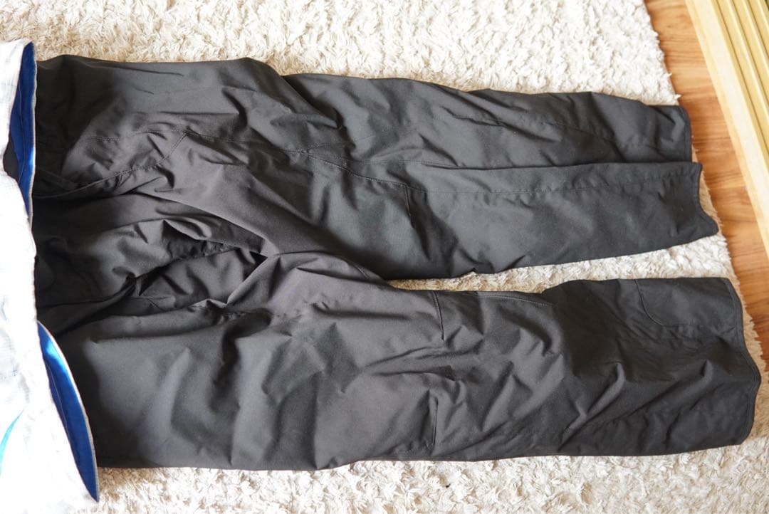 フェニックススキーウェアセット グレー/黒