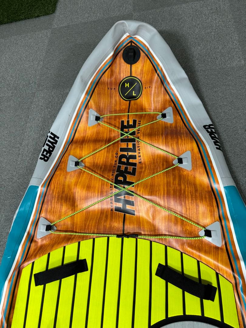 スタンドアップパドルボード