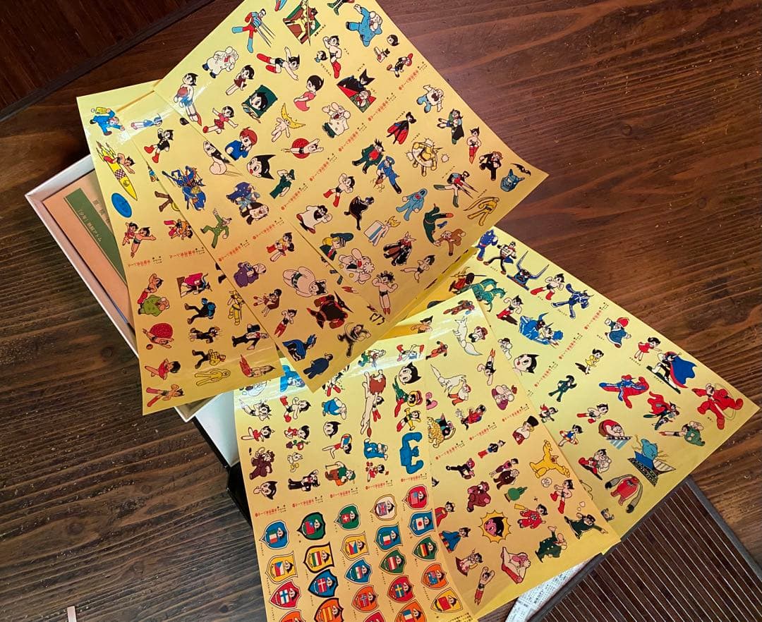 昭和レトロ・鉄腕アトム　VINTAGE HAPPY BIRTHDY BOX