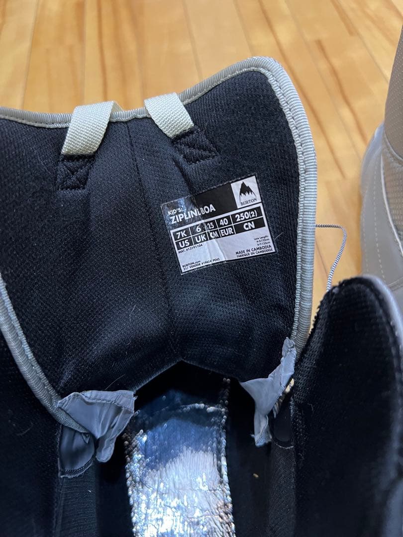 Burton スノーボードブーツ グレー