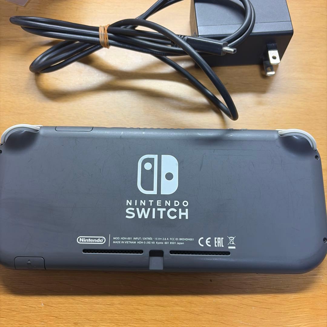 Nintendo Switch Lite グレー 本体 ジャンク品　充電器付き