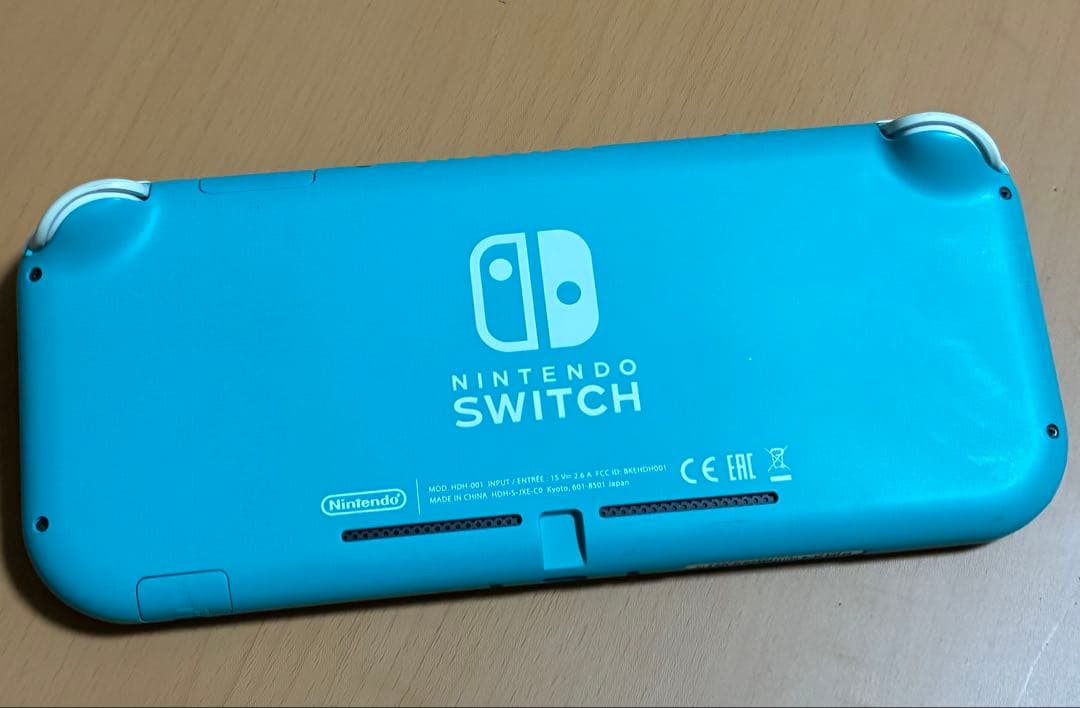 SWITCH LITEターコイズブルー　本体&充電器