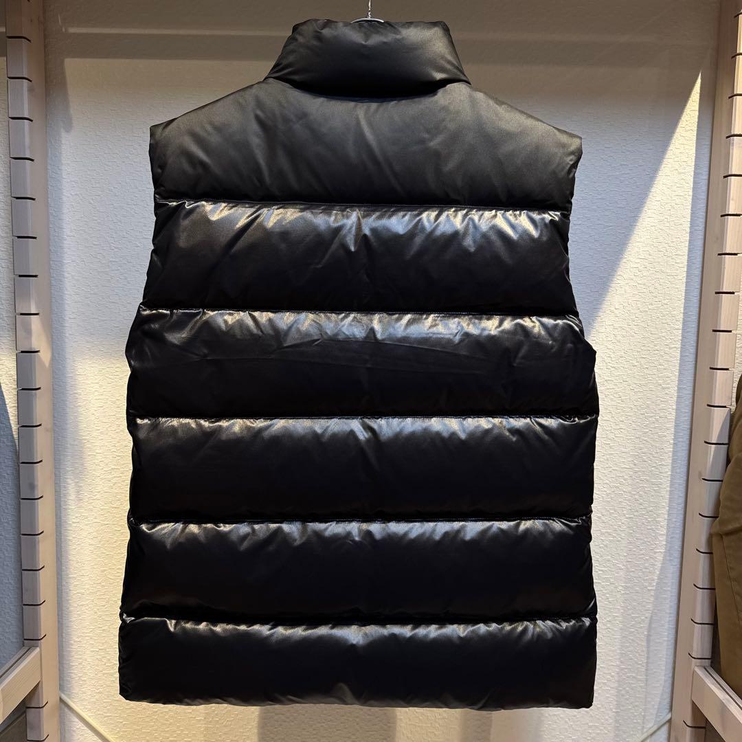 メ*2様 M新品ピレネックスジョン3シャイニーダウンベスト光沢ナイロン男女兼用ユ