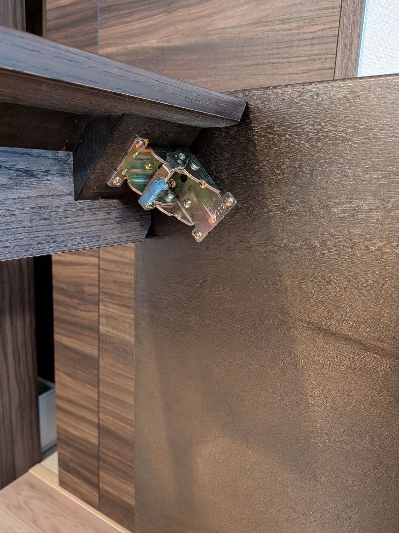 【R】ダークブラウン木製ローテーブル