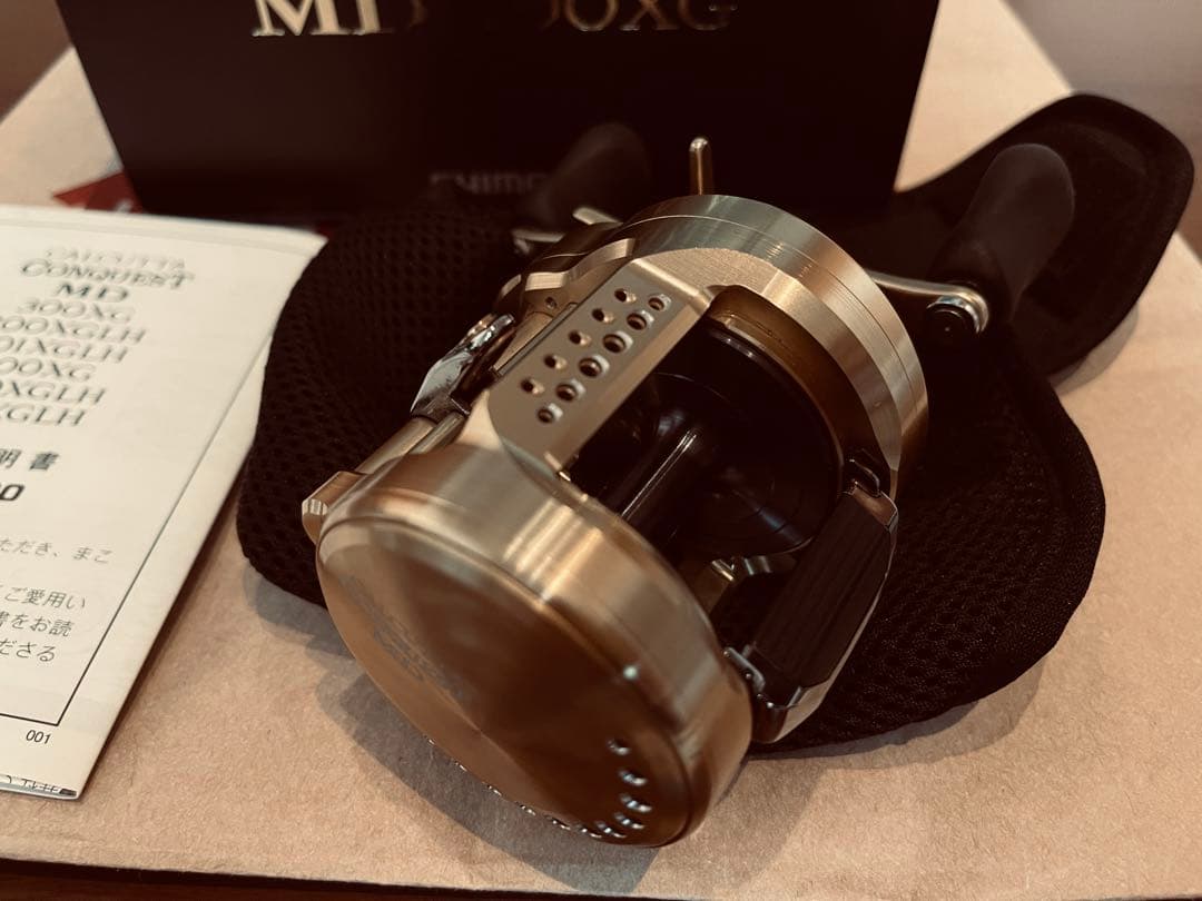 シマノ カルカッタコンクエスト MD400XG 右 美品