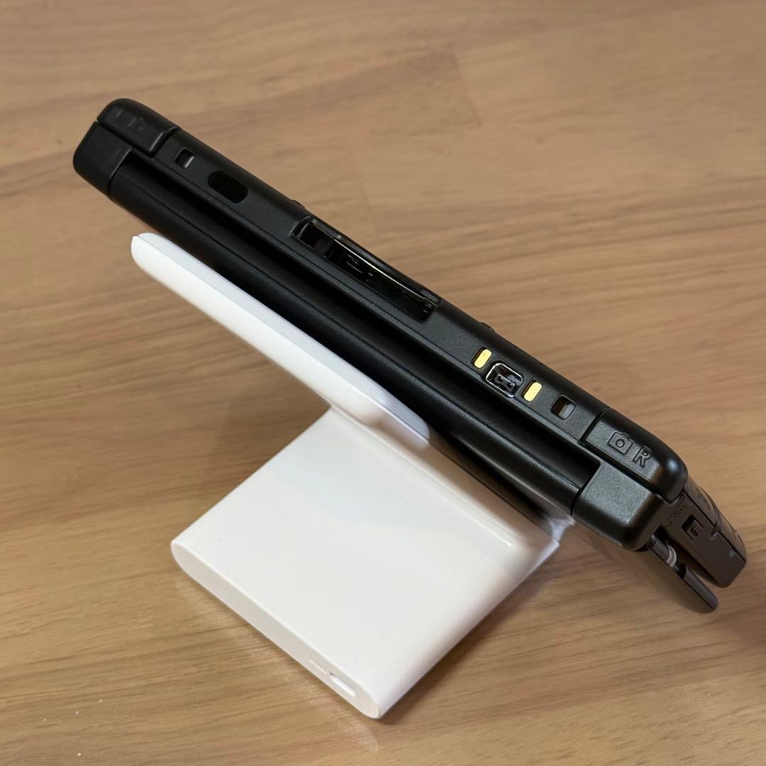 5-240【ほぼ未使用】ニンテンドー3DS LL ブラック