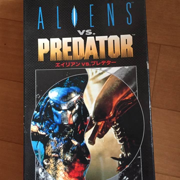 中古 箱説付き エイリアンVSプレデター