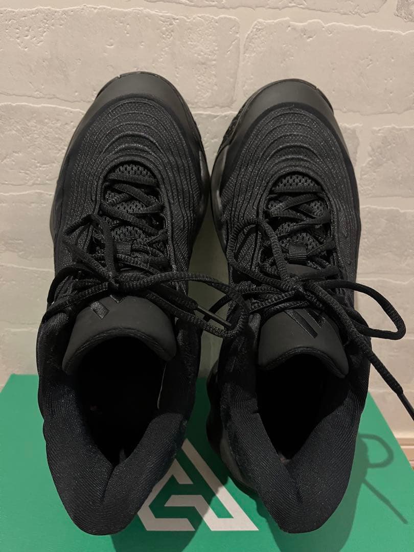 ヤニスイモータリティ 4 EP オールブラック