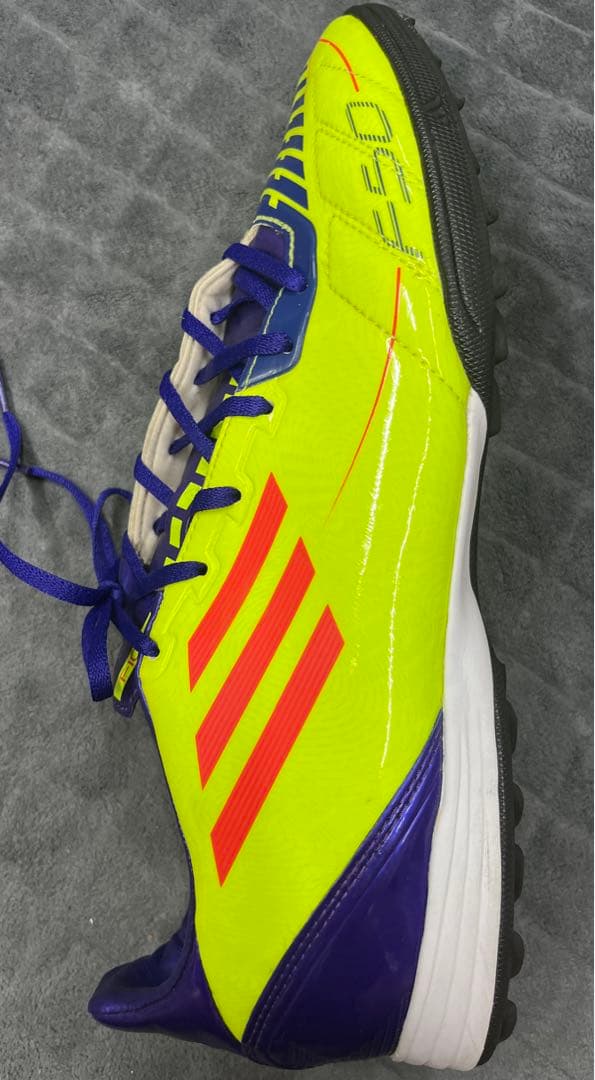 【美品】アディダス F10 TRX TF 28.0cm スパイクシューズ
