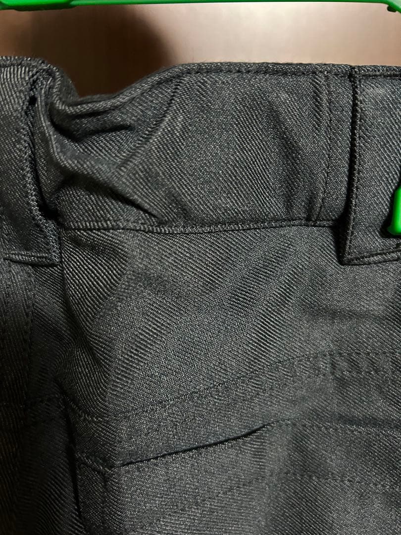 【美品・おまけ付】BURTONキッズスノーボードウェア上下セット