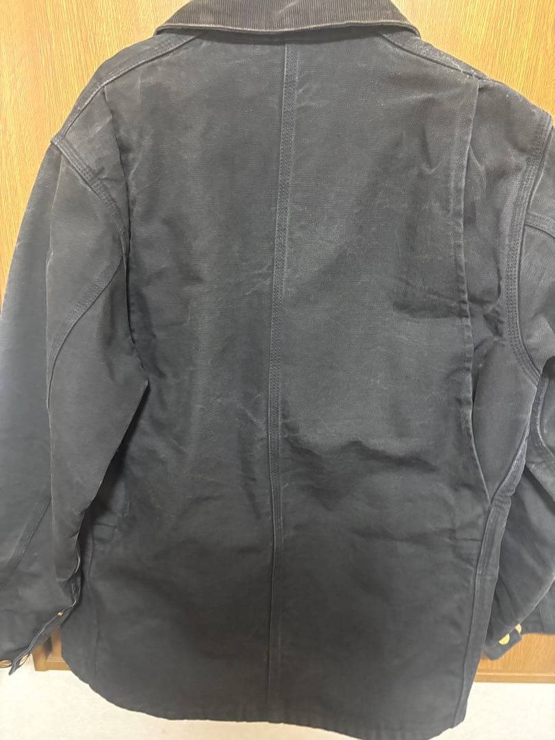 Carhartt SNETロゴ付きジャケット 黒