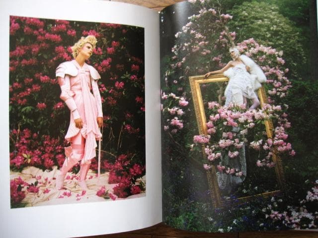 Tim Walker Pictures　ティム・ウォーカー