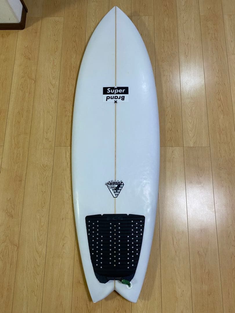 Super brand ショートボード 5'7\" シリアルトライ