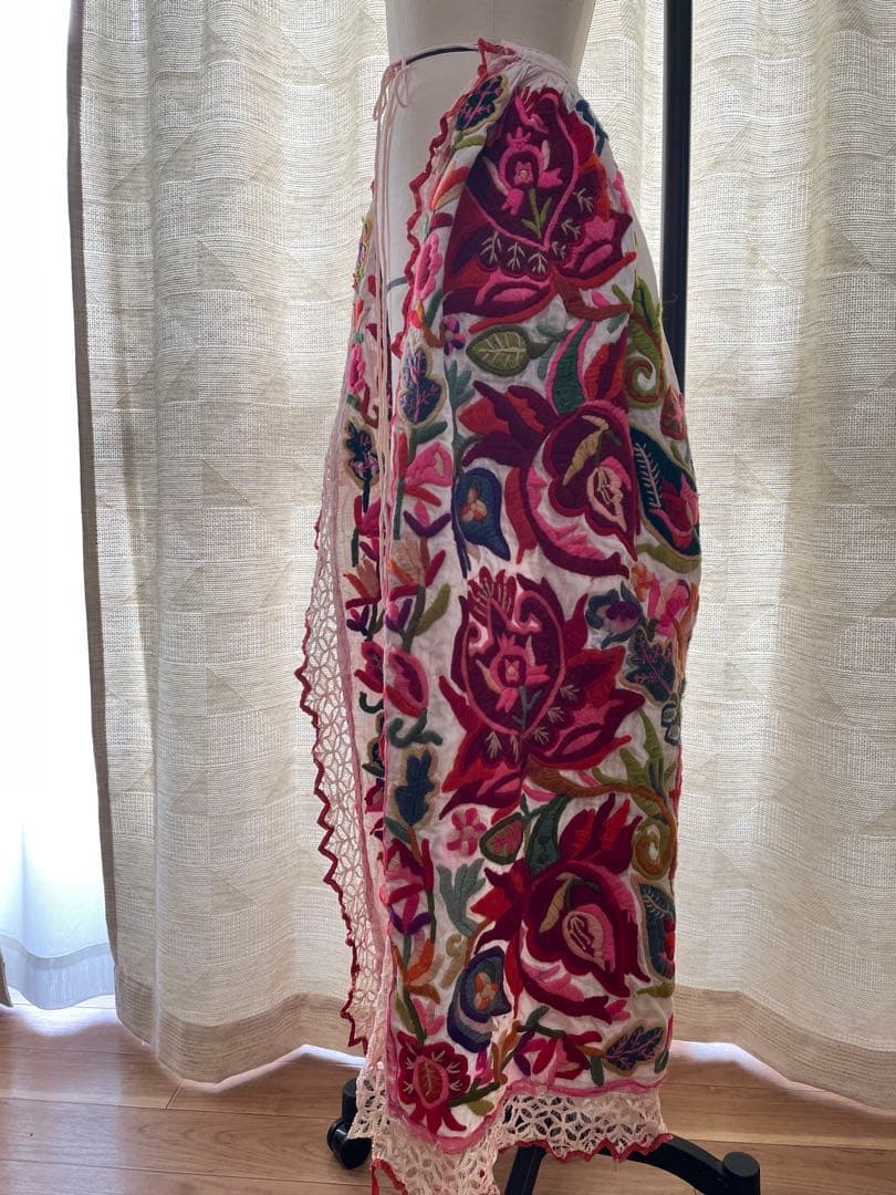 vintageクロアチア刺繍 ポンチョ 刺繍 vintage