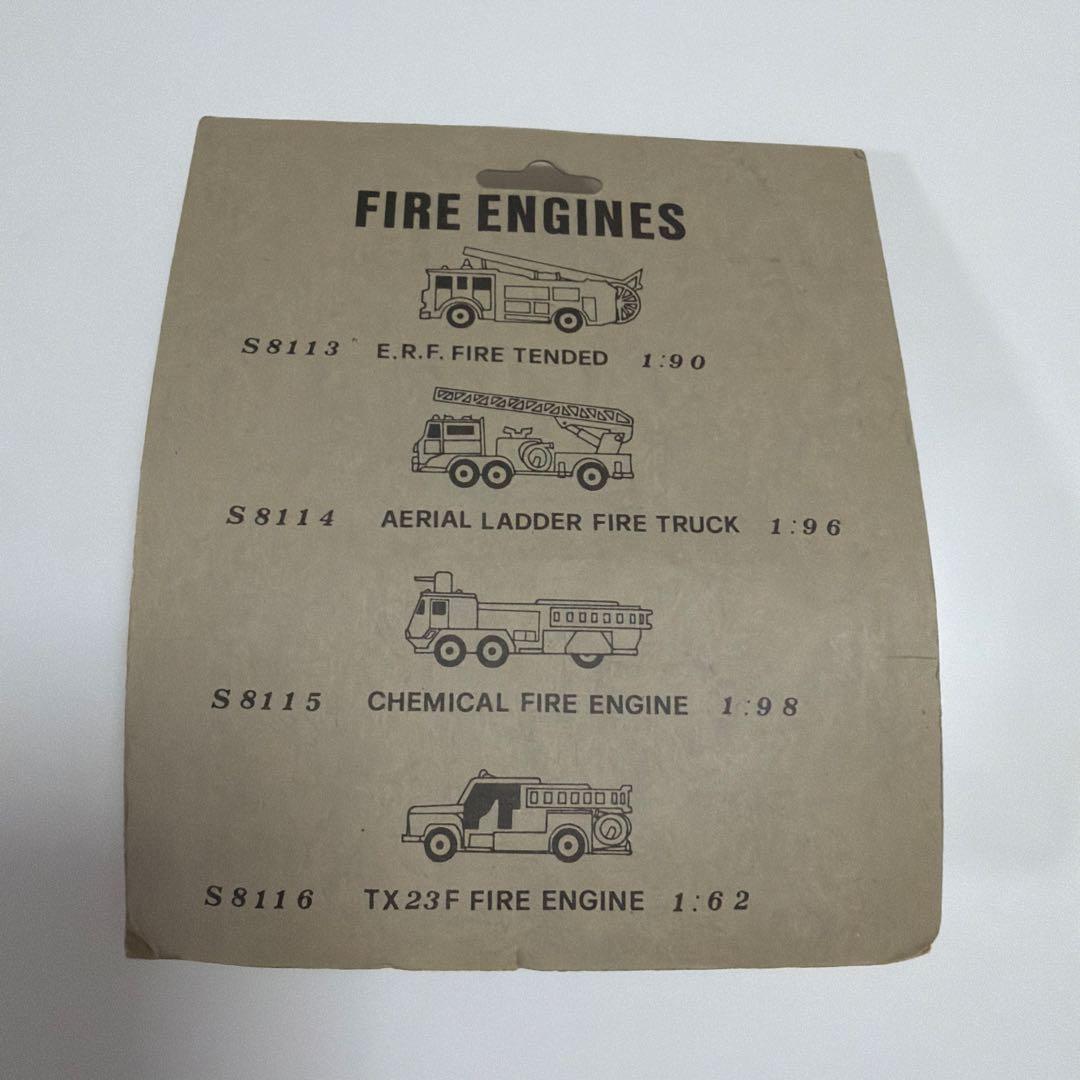 ミニカー DIE CAST FIRE ENGINES S 8113-8116