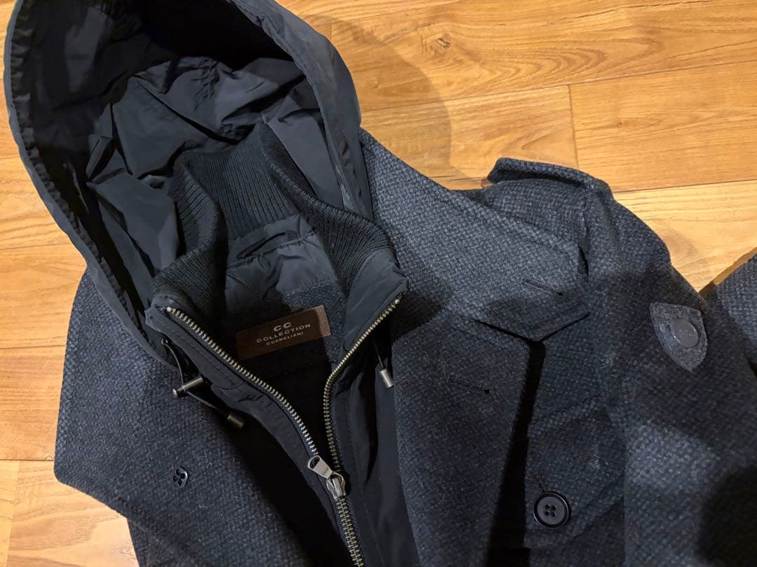CORNELIANI CC COLLECTION 中綿フード付きジャケット
