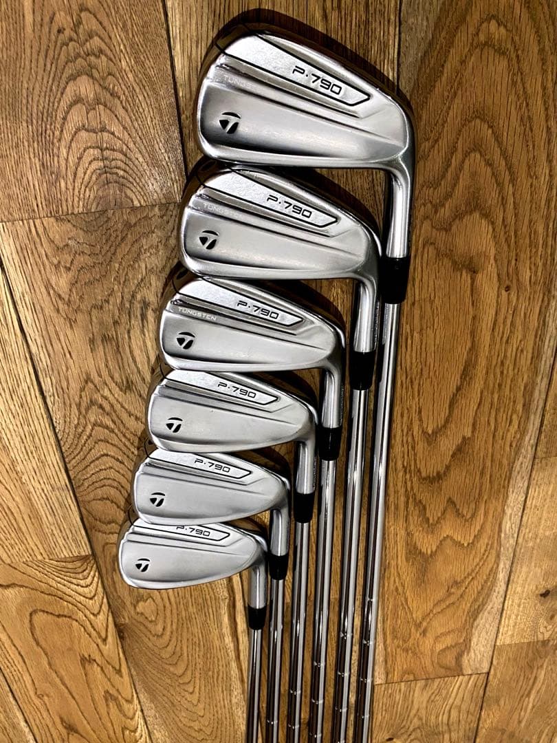 TaylorMade P790（2019）ダイナミックゴールド
