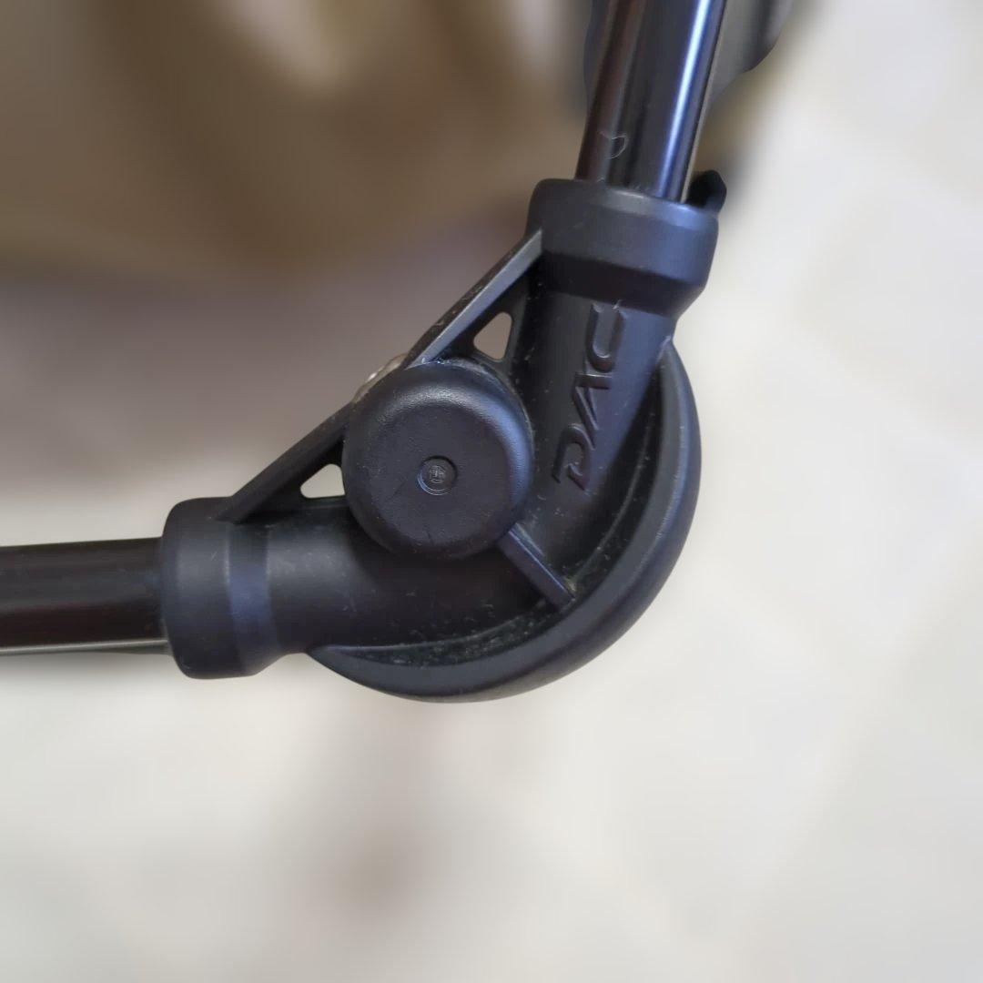 Helinox グランドチェア コヨーテタン【3022Ａ】美品 収納袋付き