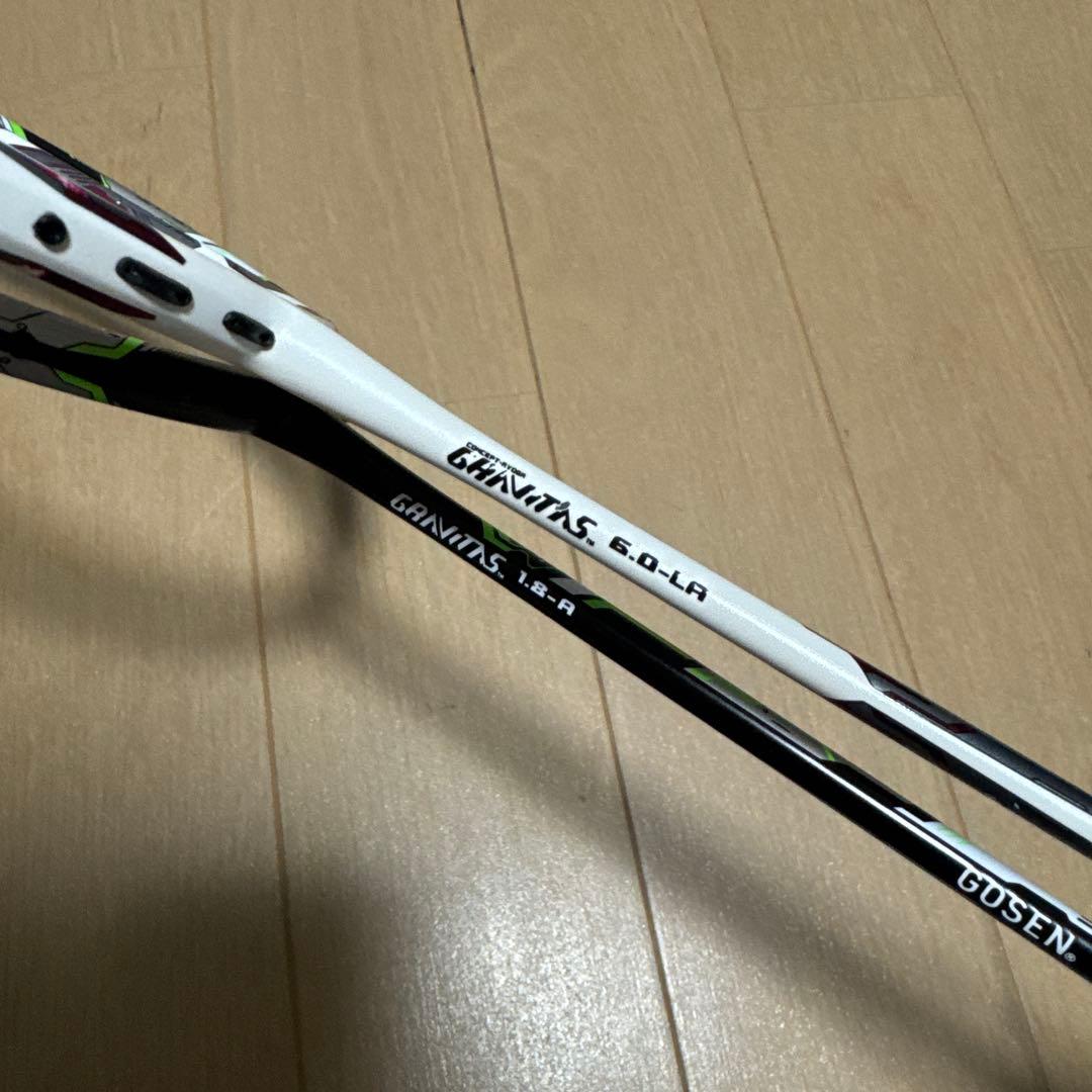 バドミントンラケット 2本セット ホワイト ブラック