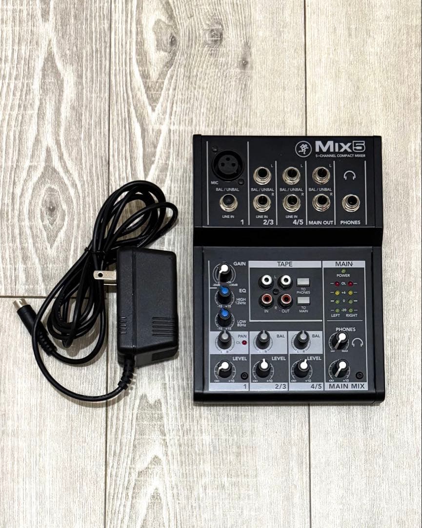 Mackie Mix5 アナログミキサー