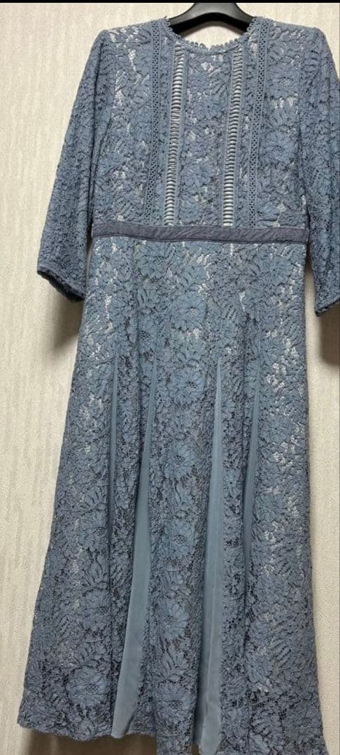 美品　アプワイザーリッシェ　レース接ぎデザインワンピース