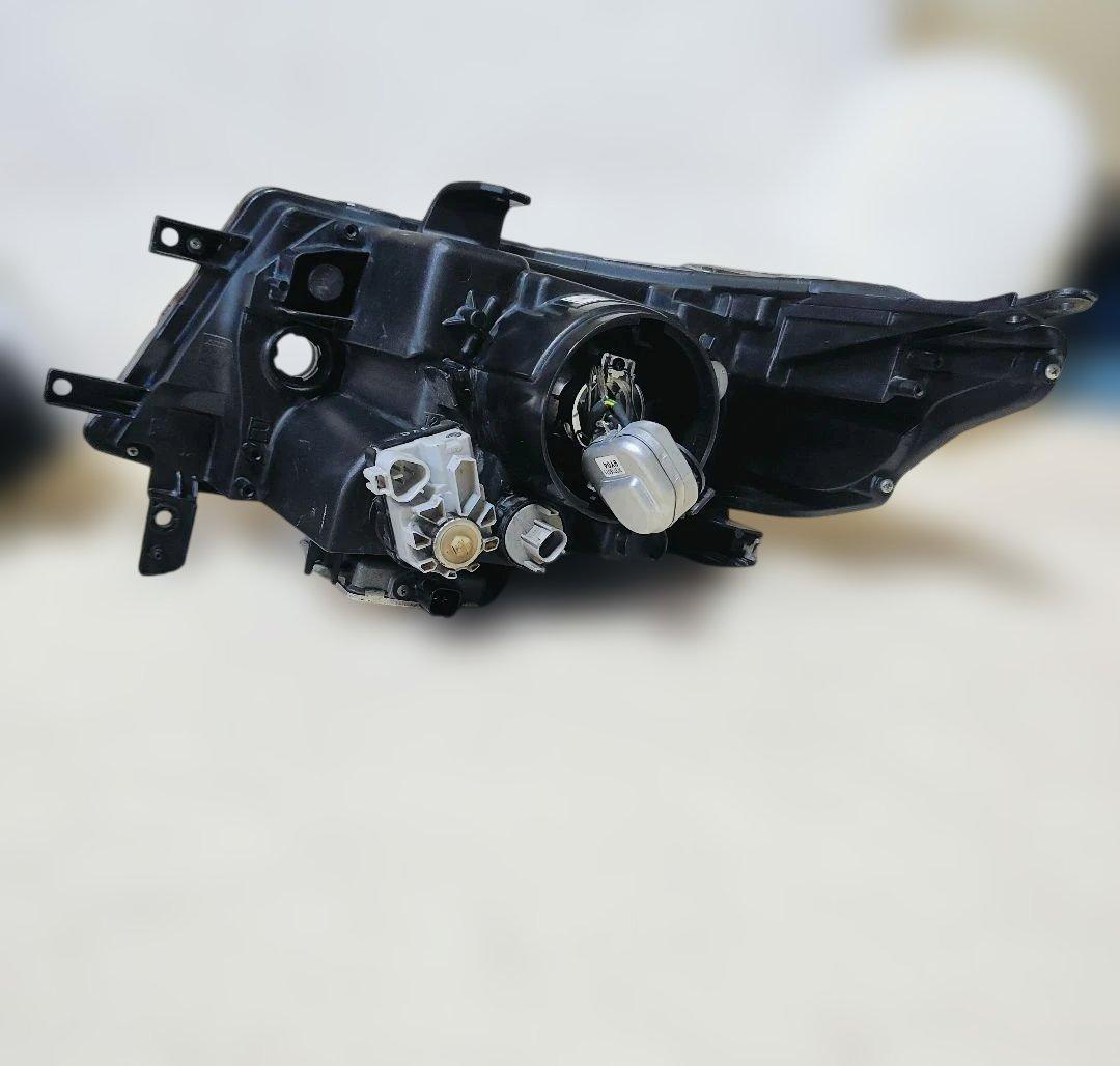 SUZUKI ワゴンR MH23s スティングレー ヘッドランプ ヘッドライト