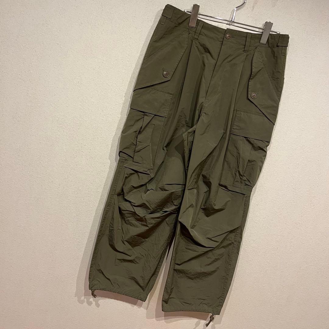 【美品】KHOKI 24ss ミリタリーワークパンツ カーキ